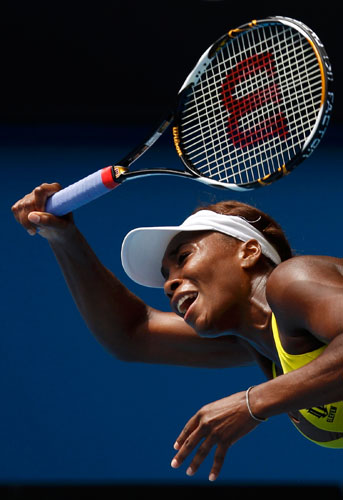 Aus Open Day 10: Williams returns a shot against Li Na