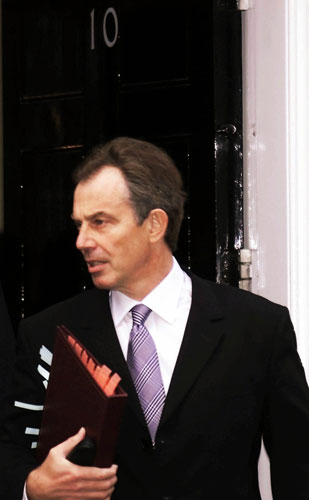2003 Three Months to war: Tony Blair leaves No. 10