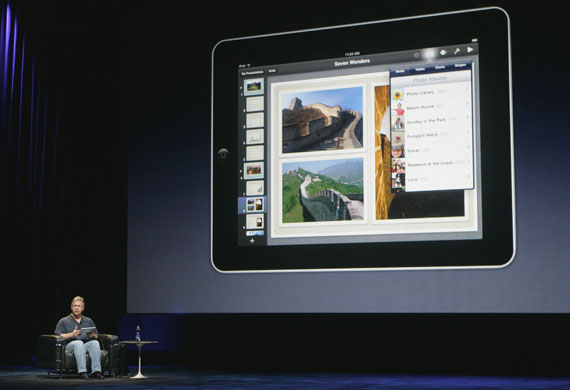 Apple Ipad: Phil Schiller from Apple introduces the new ipad 