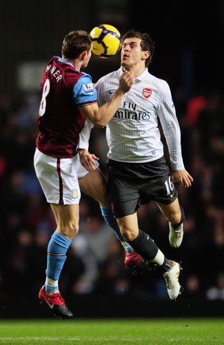 Premier League: Aston Villa v Arsenal - Premier League