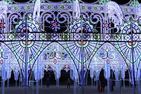 24 hours in pictures: Nanjing, China: Italian International Light Sculpture Festival