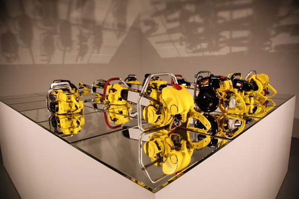 Gallery 30/01: amanda beech gallery