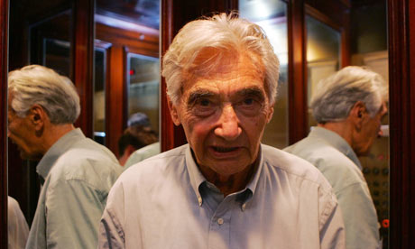 HOWARD ZINN