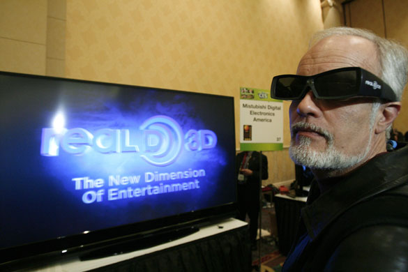 CES: Guest wears 3D-glasses 2010 International CES in Las Vegas