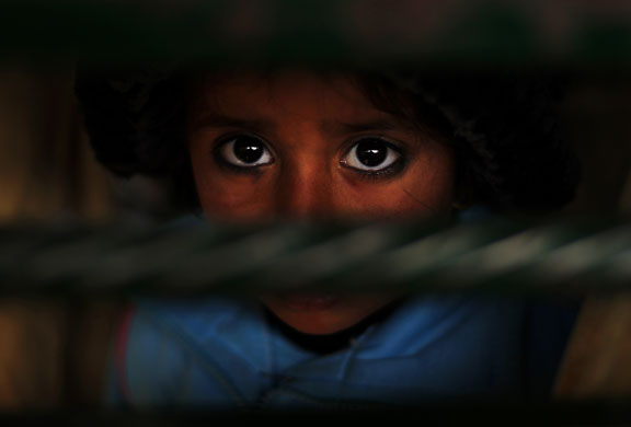 24 hours in pictures: food distribution in Islamabad, Pakistan