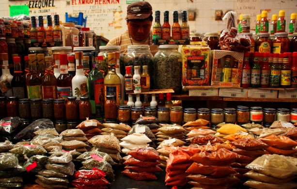 Small Northern Bird: Small Northern Bird's Street Market Camera Club assignment