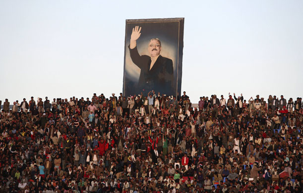 24 hours in pictures: Football match between Yemen and Japan in Sana'a