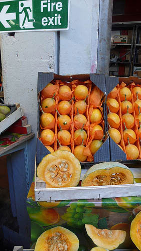 Parlytinks Street Markets: Parlytinks Street Markets Camera Club assignment