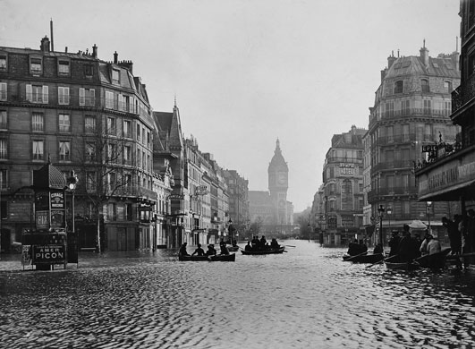 Paris flood: Rue de Lyon