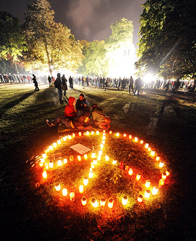 Stuttgart 21 Protest: Felling of trees for Stuttgart 21 project begins in Stuttgart