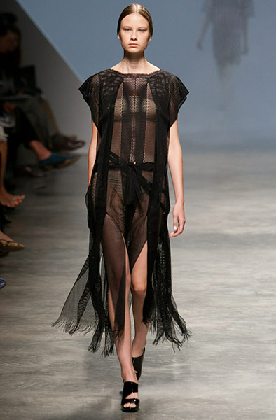 Paris Update Day 4: Issey Miyake - Runway Paris Fashion Week Spring/Summer 2011