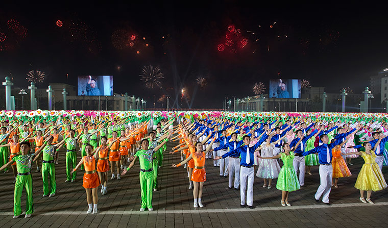 North Korea night square: Night dancing in Kim Il-Sung Square