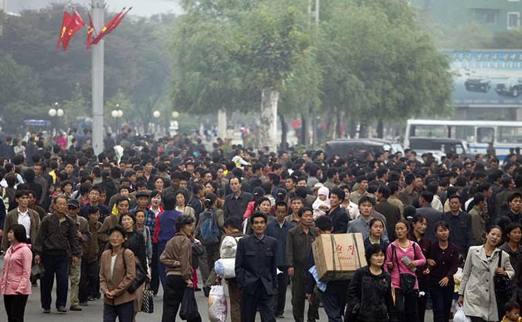 Dan Chung: Street scene from Pyongyang