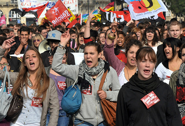 France Strike Update: High school students demonstrate in Bordeaux against pension reform