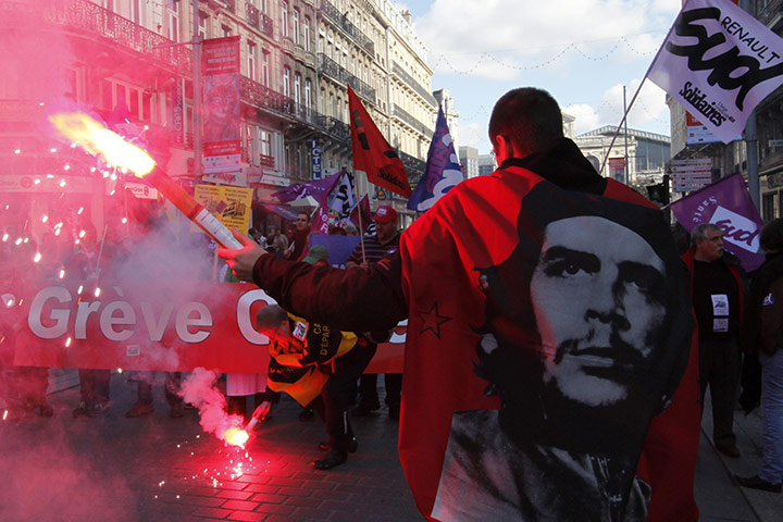 24 hours in pictures: Lille, France: Protests over pension reform