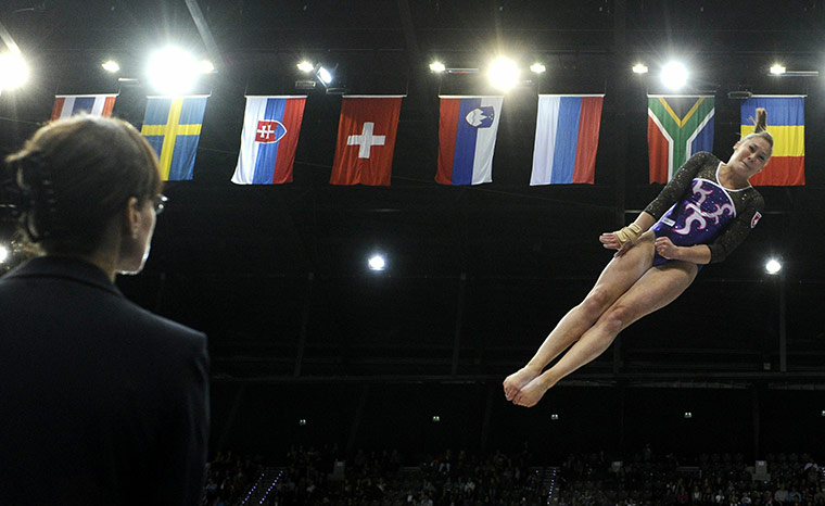 World Gymnastics 2010: Jennifer Rutz