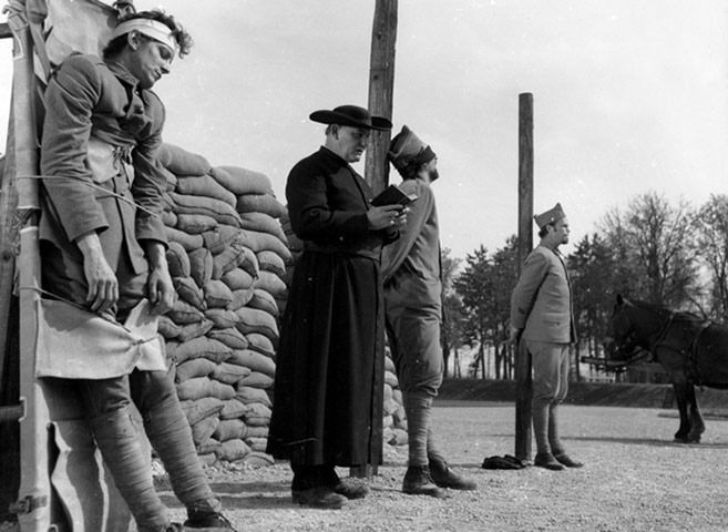 The 25 action and war: Paths of Glory