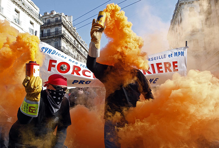 strikes in france: Private and public sector workers in Marseille