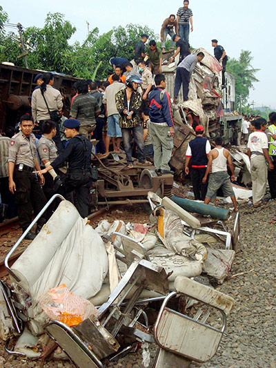 Train Crash: Train Crash