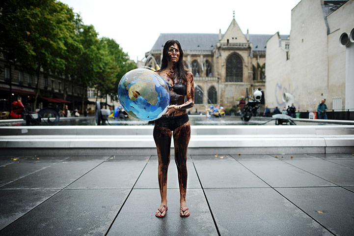 24 Hours in pix: 24 Hours in pix