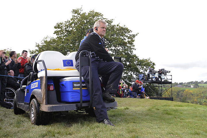 Day 2 Ryder Cup: Colin Montgomerie watches watches the Westwood foursomes on the 16th green 