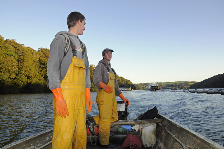 Camera Club : MattMiciak workplace photography