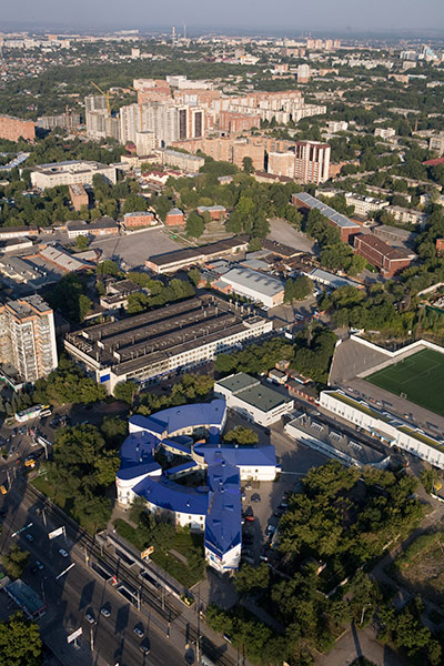 Samara Architecture: Maslennikov factory, Samara, in the shape of the hammer and sickle