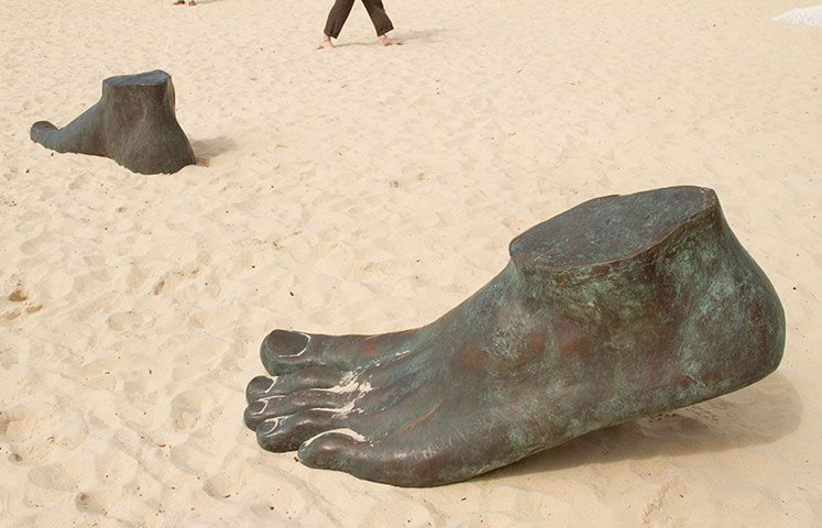 24 Hours In Pictures: 'Sculptures By The Sea' exhibition, Sydney, Australia - 28 Oct 2010