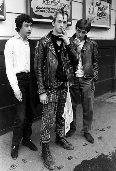Doc Martens: British punks, 1981
