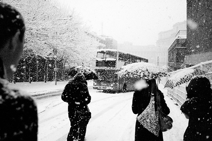 In Pictures: cold: snow falls on Liverpool