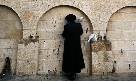 guide to dating jewish men. An ultra-Orthodox Jewish man prays outside Rachel's Tomb, known as Bilal bin 
