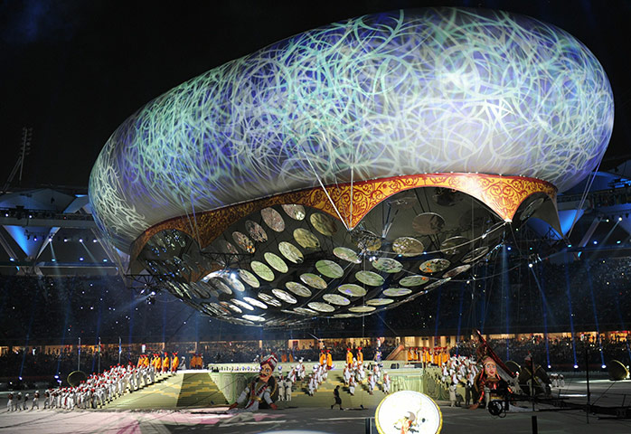 The-aerostat-is-seen-lit--007.jpg