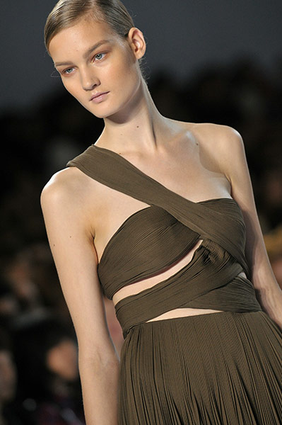 Paris fashion day 7: Chloe spring/summer 2011