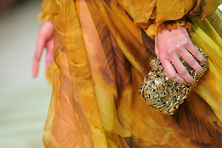 Alexandar Mcqueen Paris : Alexander McQueen