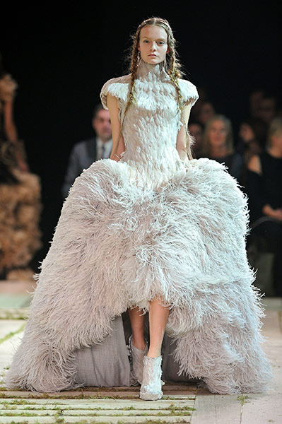 Alexandar Mcqueen Paris : Alexander McQueen