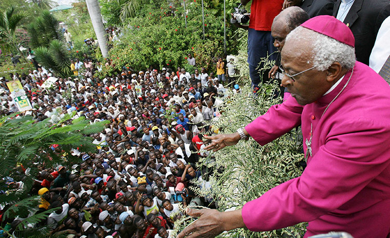 Desmond Tutu: 2006: Desmond Tutu tries to calm thousands in Port-au-Prince