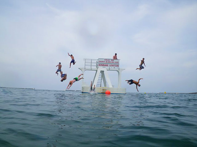 In Pictures: Action: pontoon at Saint Jean-de-Luz