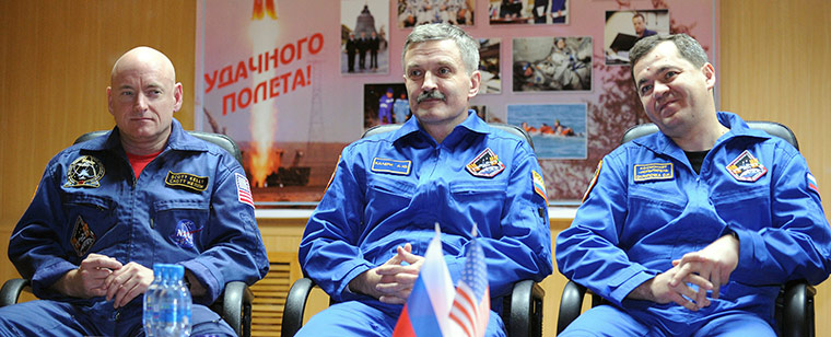 Launch Space Station: The International space crew members at a press conference before launch
