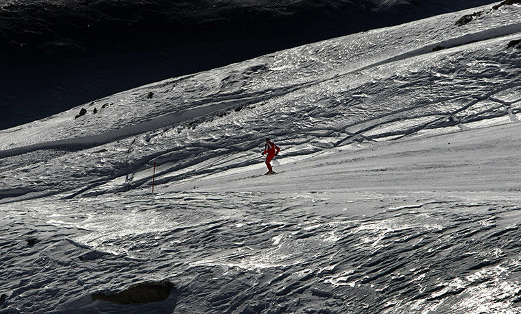 24 hours in pictures: opening day of skiing season in germany