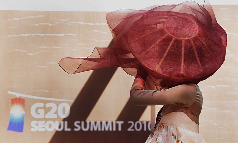 G20 Summit Update: A model shows Korean traditional costume 