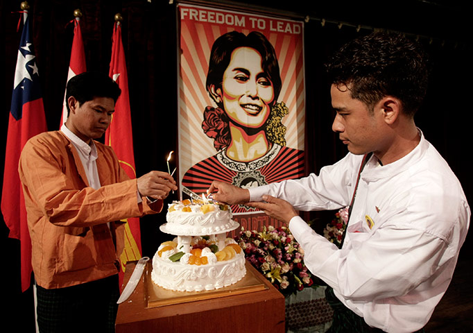 Aung San Suu Kyi release: 2010: Burmese activists light candles on Aung San Suu Kyi 65th birthday