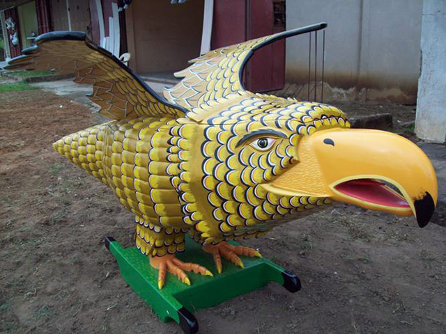 coffins: Bespoke Eagle coffin from Ghana