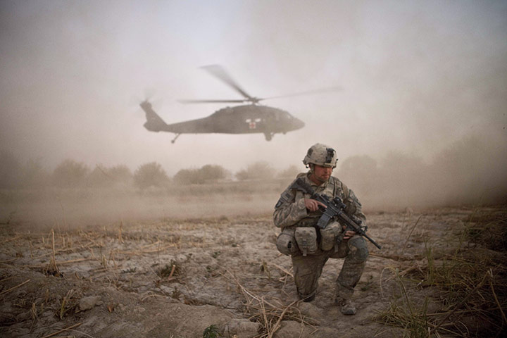 101st Airborne: helicopter