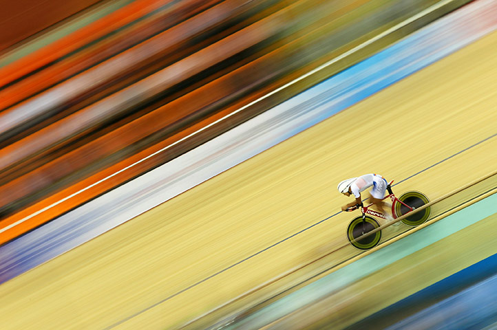 24 hours: Sunjae Jang of South Korea sets an Asian Games record