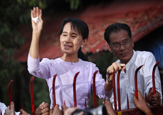  Aung San Suu Kyi: Aung San Suu Kyi