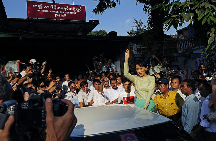 Aung San Suu Kyi release : Aung San Suu Kyi returned to work for the first time in years 