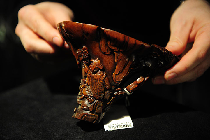 rhinoceros : A rhinoceros horn carving is displayed d