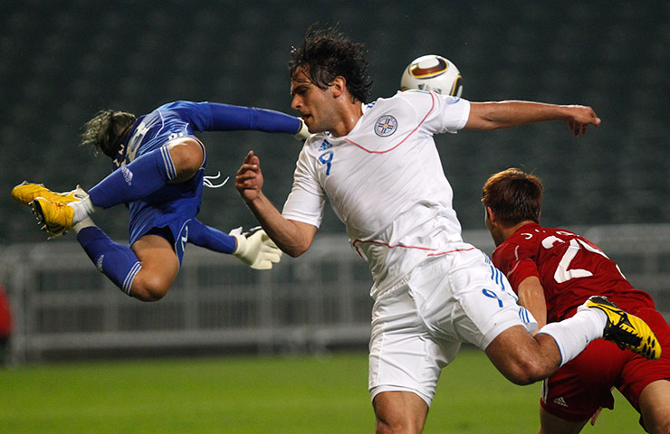 International Round-up: Roque Santa Cruz