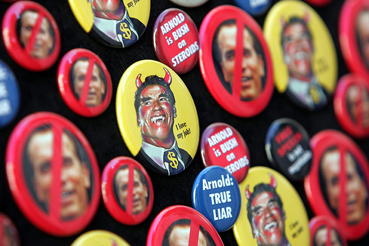 Arnold Schwarzenegger : Protestors Demonstrate As Schwarzenegger Holds Fund-raiser