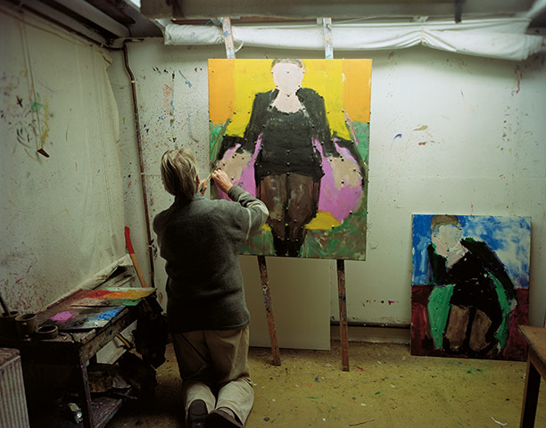 Sargy Mann: Sargy Mann painting Frances in the Black Coat with Pink Lining, Bungay 2007